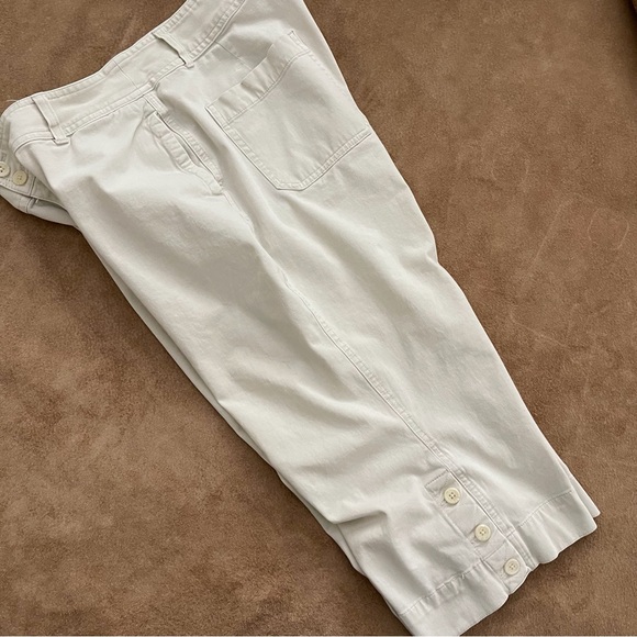 Coldwater Creek Khaki Capris Size 12P - Picture 3 of 15